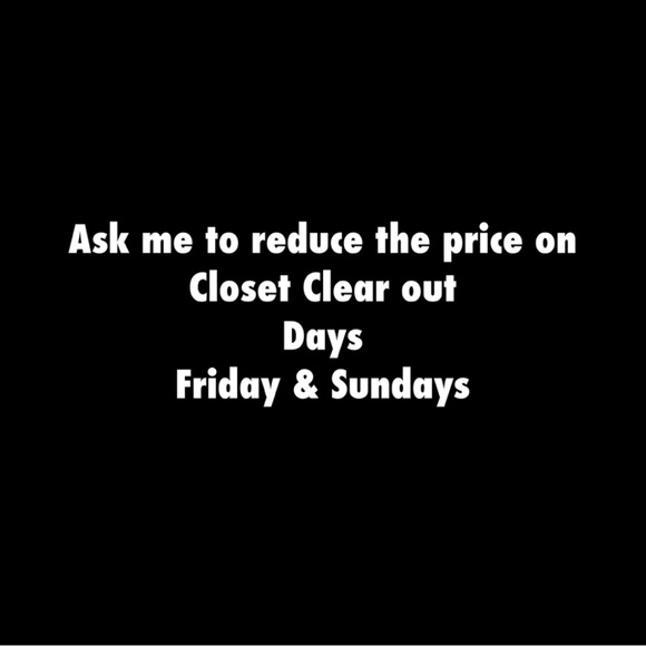 Beautiful Red Holiday Sweater Size Medium - Picture 4 of 7